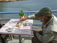 2017-04-10 16-38-18 fb05fb0b  digging in